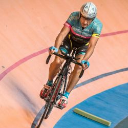 Carles Nebot récord 1000km en velódromo, presentación de Avapace con Pedro Delgado