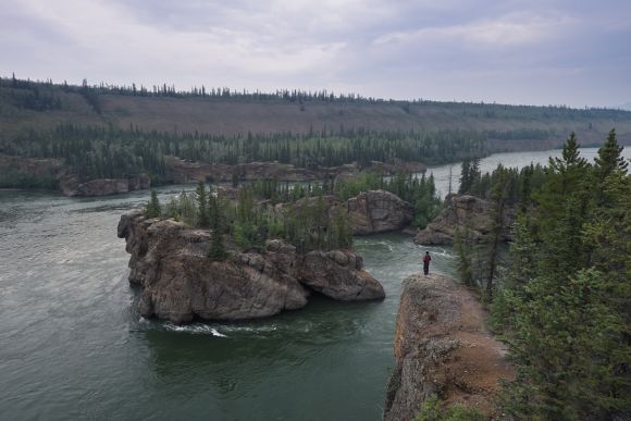 Vista de los rápidos de Five Fingers con @Juansisto en su viaje por américa