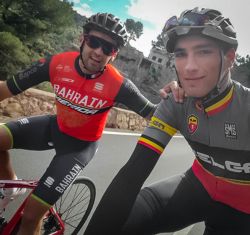 Héctor y Axel en el reto Everesting sobre el mítico Oronet