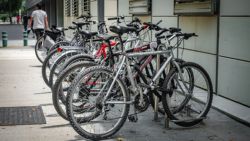 Incluso en la universidad hay que cuidar la seguridad de la bici