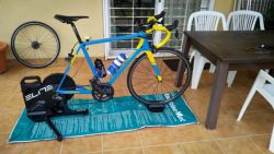 Ahí está la configuración de Hugo, Elite y Zwift