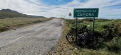 Coronando un puertako, el Peñón en Zamora