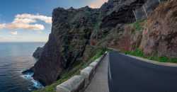 Espectaculares recorridos llegando al faro de Teno en Tenerife