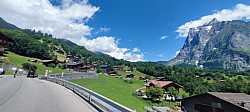 Vistas Espectaculares de Grindelwald Mientras Asciendo al Grosse Scheidegg