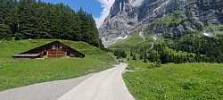 Disfrutando de las vistas mientras subo hacia Grosse Scheidegg en Grindelwald