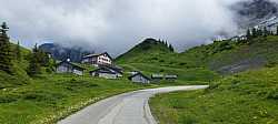 Qué vistas subiendo hacia Grosse Scheidegg en Suiza
