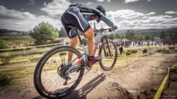 El salto en el BTT de Chelva