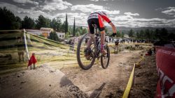 Saltando en el  BTT de Chelva