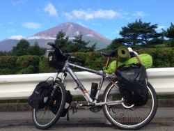 Vista del monte Fuji desde la bicicleta de David Barrionuevo