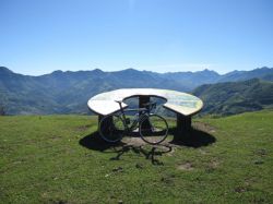 Espectacular panorámica de los montes asturianos desde Cotobello con Diego Duarte