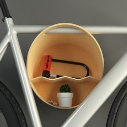 Interior del Mooose Cova, colgar la bici con elegancia