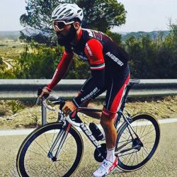 Jorge Luce su nuevo look compitiendo