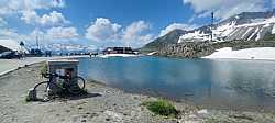 ¿Un bañito arriba del Nufenenpass en Suiza?