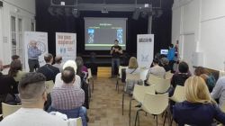 Reunión navideña y presentación de Ride4Help