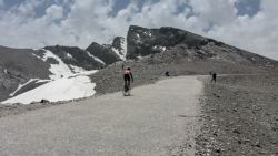 Subiendo hacia El Veleta, el puerto asfaltado más alto de europa