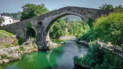 Famoso puente en Cangas de Onís