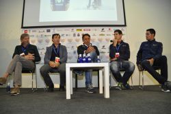 Prieto, Erviti, Chente, Unzue en las Jornadas Educando con el Ciclismo
