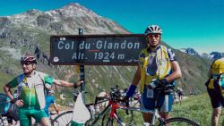 Coronando el Glandon en la Marmotte 2008