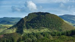 Esto es un cráter de un volcán en las Azores
