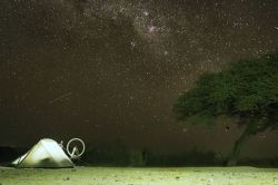 Durmiendo bajo estrellas