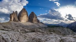 3 cimas de Lavaredo en Dolomitas, naturaleza pura